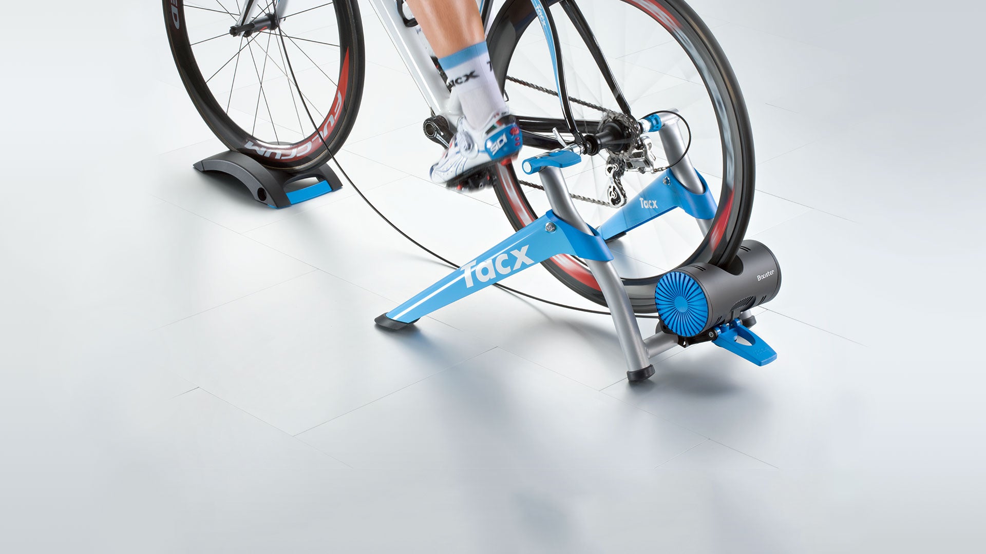 Rodillo Entrenador para bicicleta BOOST TACX