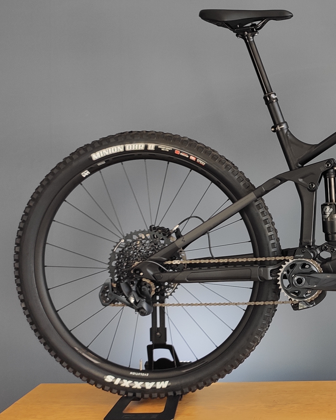 Bicicleta CUBE Stereo One77 PRO Black Anodized 2023