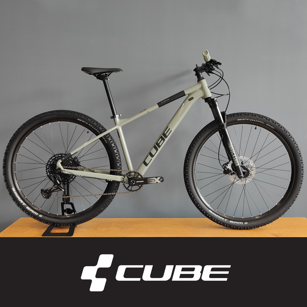 Bicicleta CUBE Attention Swampgrey & black 2023