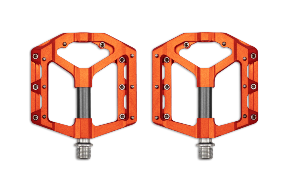 Flat pedal new arrivals